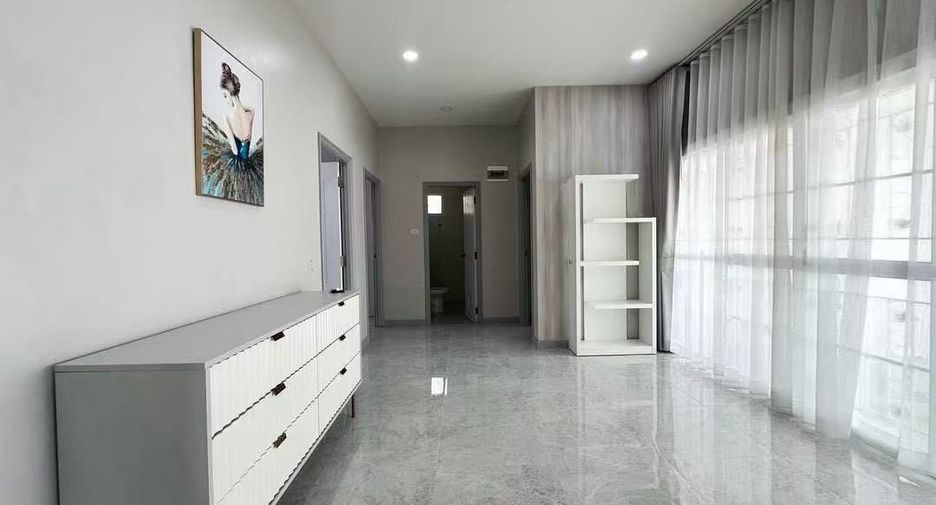 À louer 3 chambres maison à East Pattaya, Pattaya
