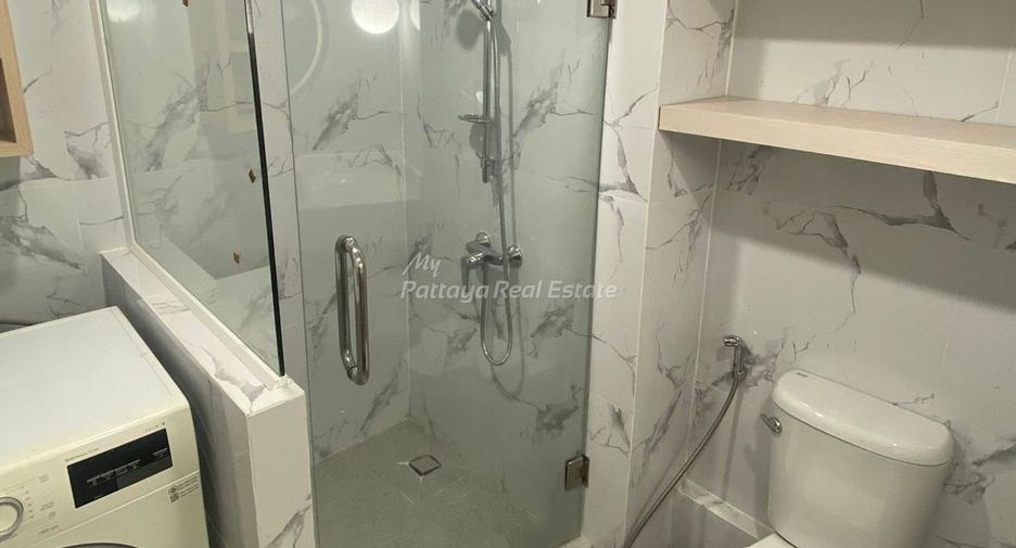 For sale studio condo in Pratumnak, Pattaya
