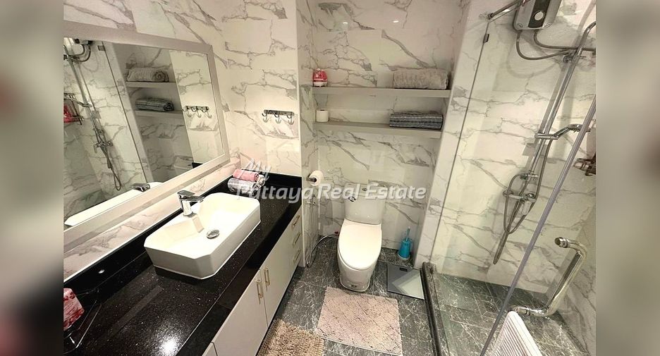 For sale studio condo in Bang Lamung, Chonburi