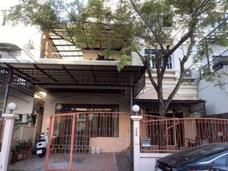 For rent 4 bedrooms house in Suan Luang, Bangkok