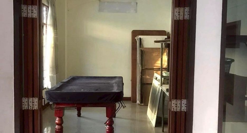 For rent 4 bedrooms house in Suan Luang, Bangkok