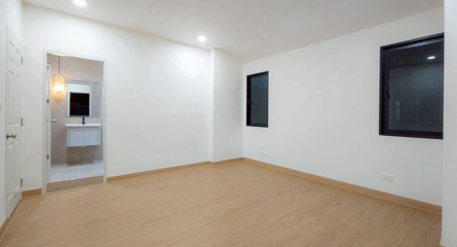 For sale 3 bedrooms house in Bang Kruai, Nonthaburi