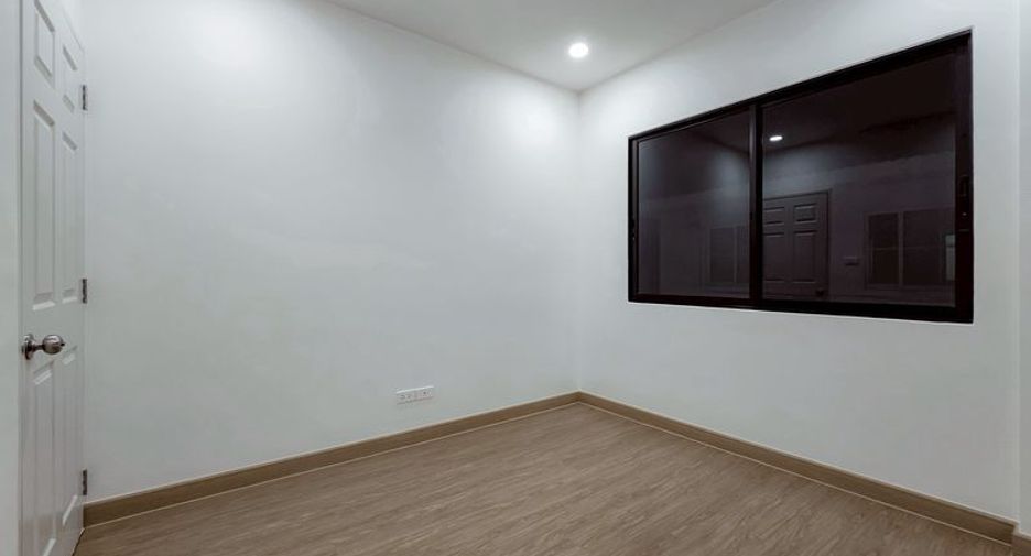 For sale 3 bedrooms house in Bang Kruai, Nonthaburi