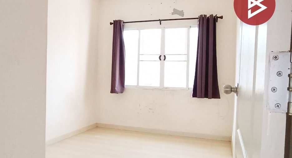 Reihenhaus zum Kauf mit 3 Zimmer in Bang Khun Thian, Bangkok