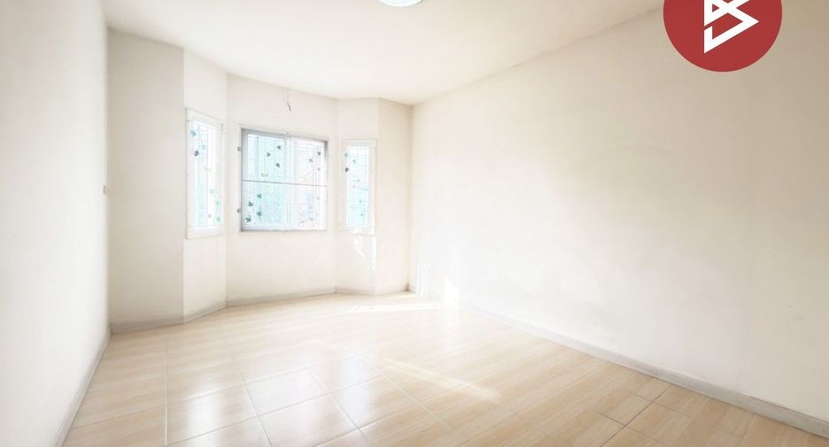 Reihenhaus zum Kauf mit 3 Zimmer in Bang Khun Thian, Bangkok