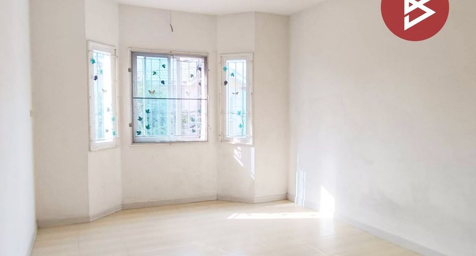 Reihenhaus zum Kauf mit 3 Zimmer in Bang Khun Thian, Bangkok