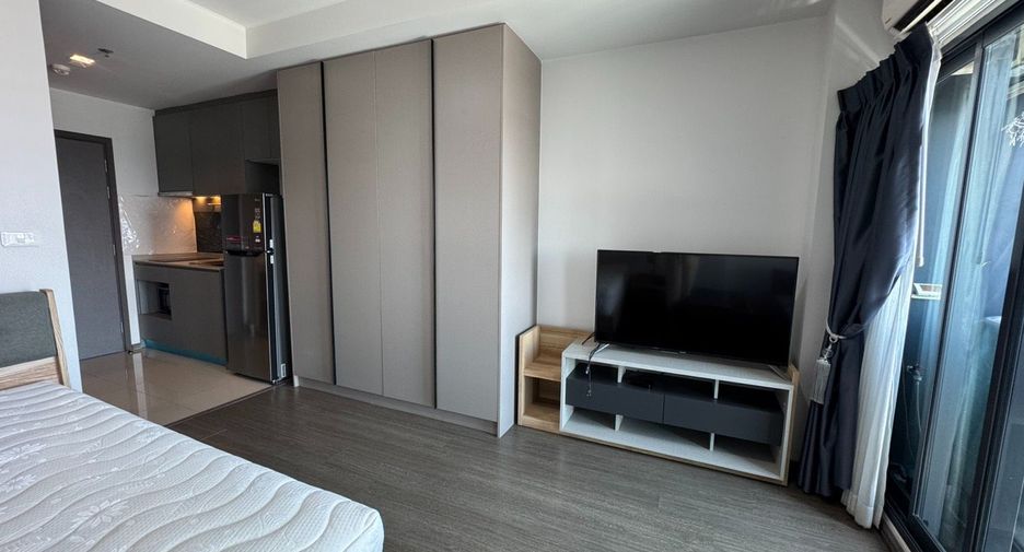 For rent 1 bed condo in Phra Khanong, Bangkok