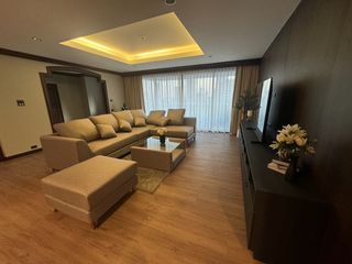 出租 4 卧室 公寓式住宅 在 Khlong Toei, 曼谷