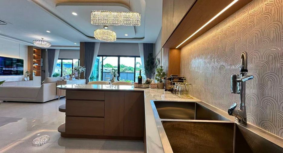 Haus zum Kauf mit 4 Zimmer in East Pattaya, Pattaya
