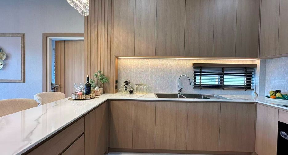 Haus zum Kauf mit 4 Zimmer in East Pattaya, Pattaya