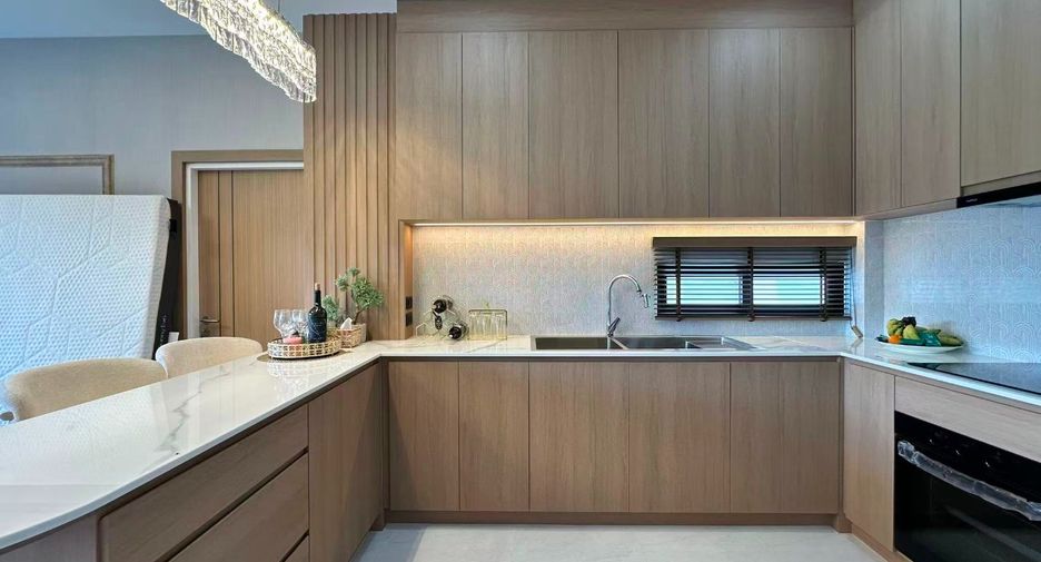 Haus zum Kauf mit 4 Zimmer in East Pattaya, Pattaya