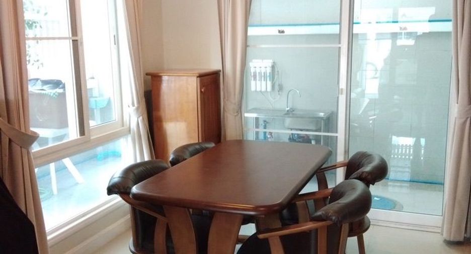 Reihenhaus zur Miete mit 3 Zimmer in Mueang Chiang Mai, Chiang Mai