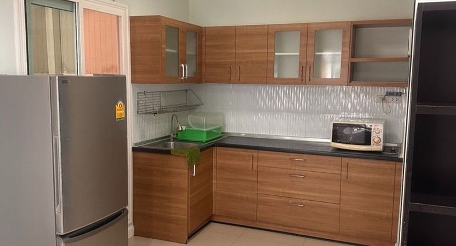 Reihenhaus zur Miete mit 3 Zimmer in Mueang Chiang Mai, Chiang Mai