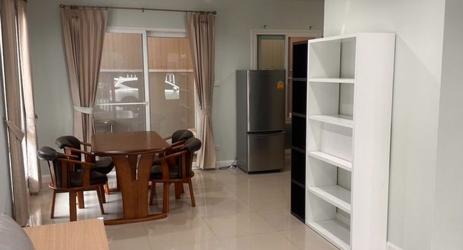 Reihenhaus zur Miete mit 3 Zimmer in Mueang Chiang Mai, Chiang Mai