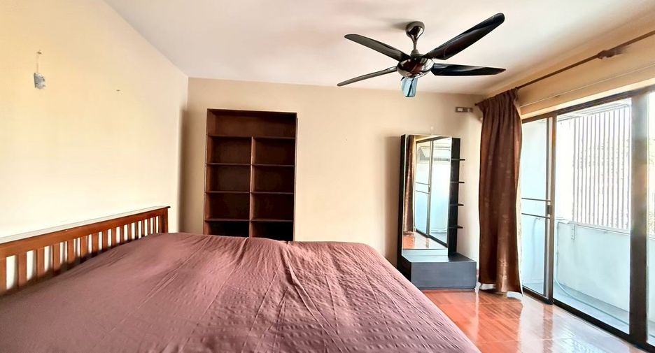 Reihenhaus zur Miete mit 2 Zimmer in Mueang Chiang Mai, Chiang Mai