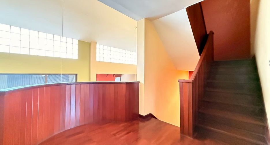 Reihenhaus zur Miete mit 2 Zimmer in Mueang Chiang Mai, Chiang Mai