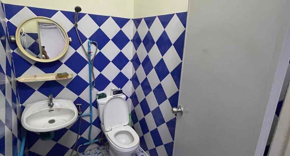 For rent retail Space in Bang Lamung, Chonburi