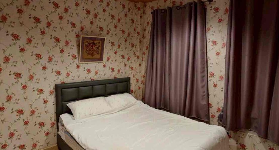 For rent 3 ベッドルーム house in Yan Nawa, Bangkok