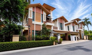 ให้เช่า 4 ห้องนอน บ้านเดี่ยว ใน วัฒนา, กรุงเทพฯ