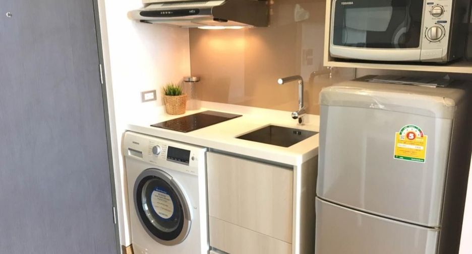 For rent 1 bed condo in Khlong Toei, Bangkok