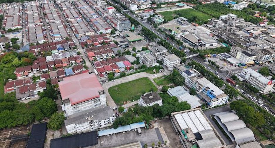 For sale retail Space in Nong Khaem, Bangkok