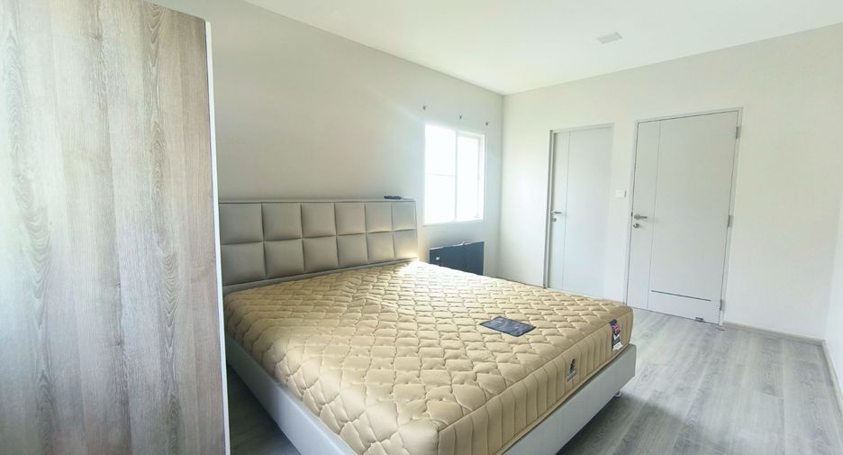 For rent 2 bedrooms townhouse in Prawet, Bangkok