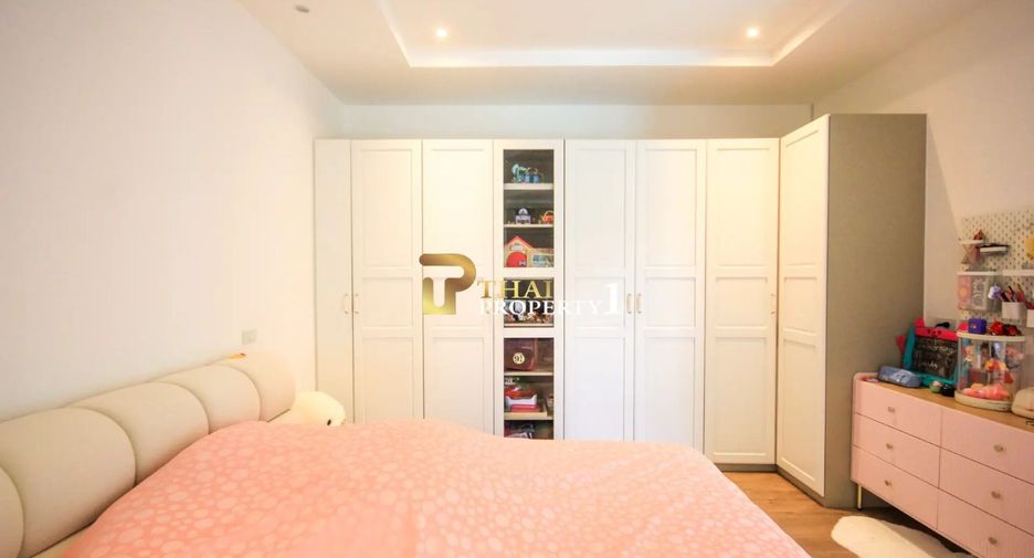 For sale 4 bedrooms villa in Hua Hin, Prachuap Khiri Khan