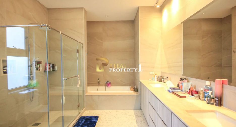 For sale 4 bedrooms villa in Hua Hin, Prachuap Khiri Khan