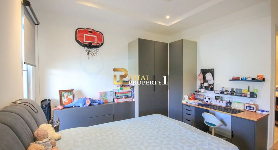 For sale 4 bedrooms villa in Hua Hin, Prachuap Khiri Khan