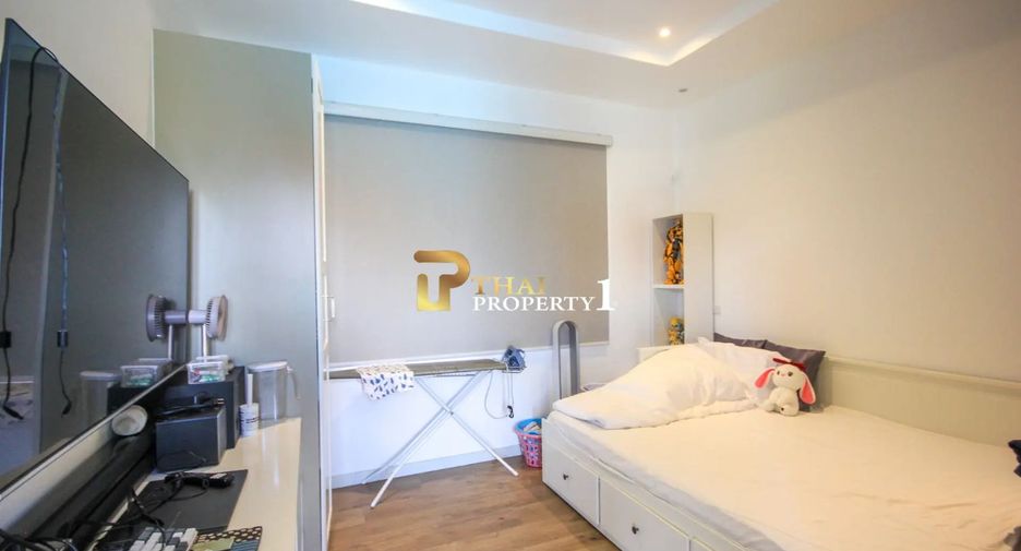 For sale 4 bedrooms villa in Hua Hin, Prachuap Khiri Khan