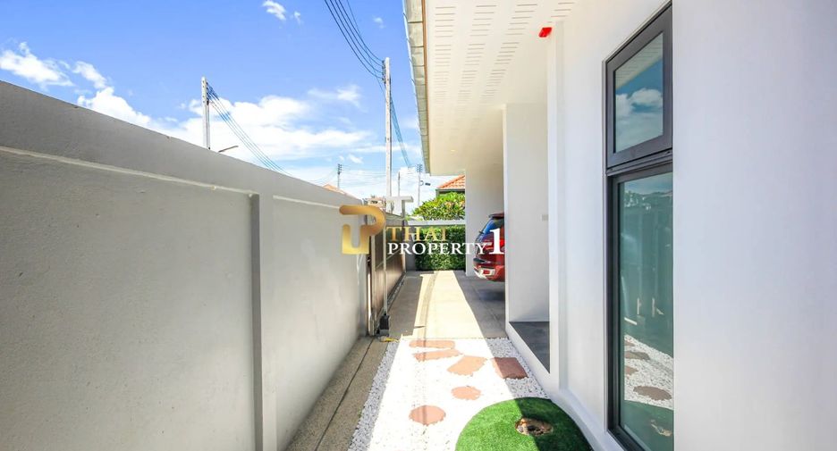 For sale 4 bedrooms villa in Hua Hin, Prachuap Khiri Khan