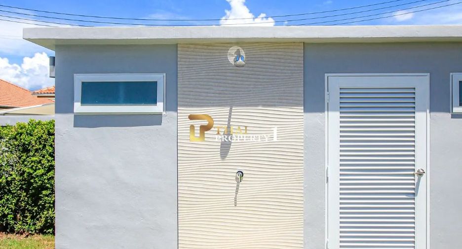 For sale 4 bedrooms villa in Hua Hin, Prachuap Khiri Khan
