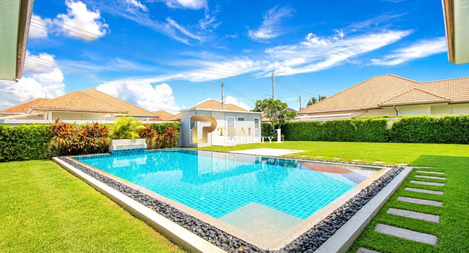 For sale 4 bedrooms villa in Hua Hin, Prachuap Khiri Khan