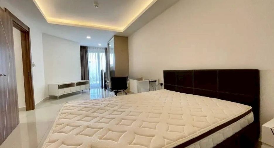 Продажа 3 спальни кондо в Йомтиен, Паттайя