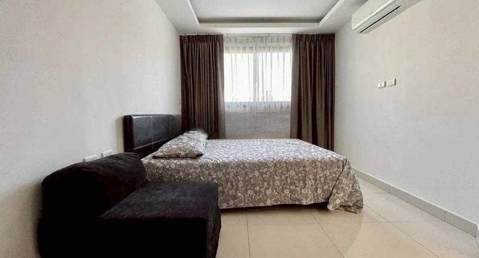 Продажа 3 спальни кондо в Йомтиен, Паттайя