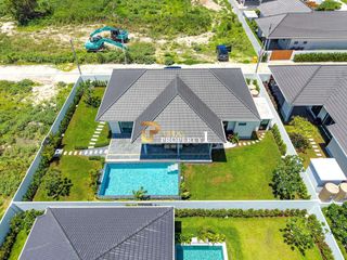 For sale 3 bedrooms villa in Hua Hin, Prachuap Khiri Khan