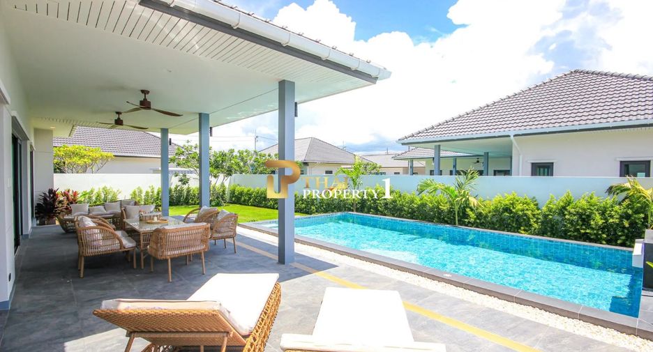 For sale 3 bedrooms villa in Hua Hin, Prachuap Khiri Khan