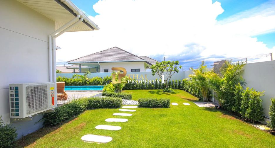 For sale 3 bedrooms villa in Hua Hin, Prachuap Khiri Khan
