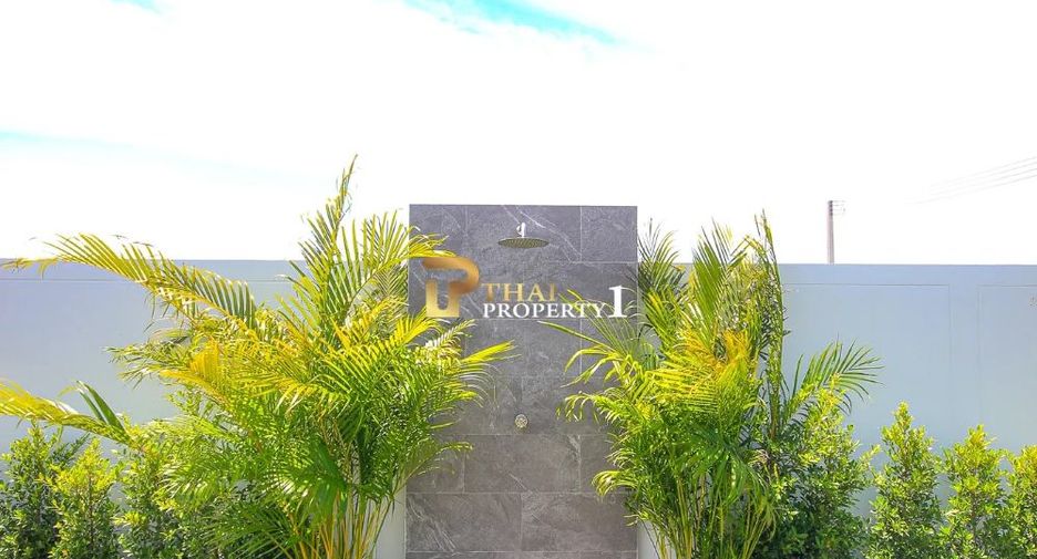 For sale 3 bedrooms villa in Hua Hin, Prachuap Khiri Khan