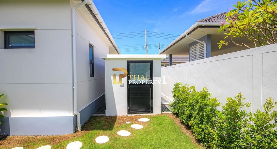 For sale 3 bedrooms villa in Hua Hin, Prachuap Khiri Khan