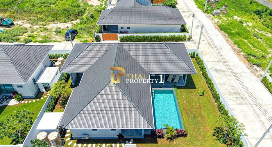 For sale 3 bedrooms villa in Hua Hin, Prachuap Khiri Khan
