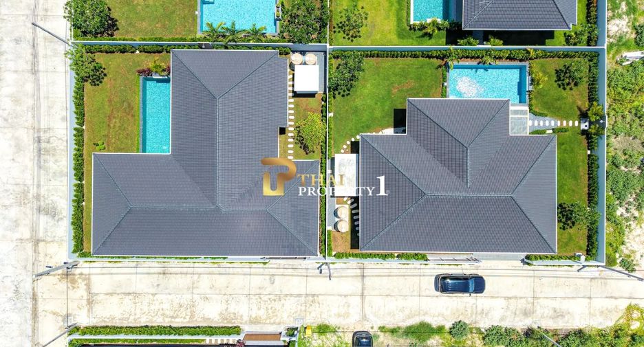 For sale 3 bedrooms villa in Hua Hin, Prachuap Khiri Khan