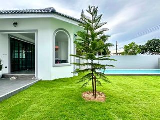 Haus zum Kauf mit 4 Zimmer in Bang Lamung, Chonburi