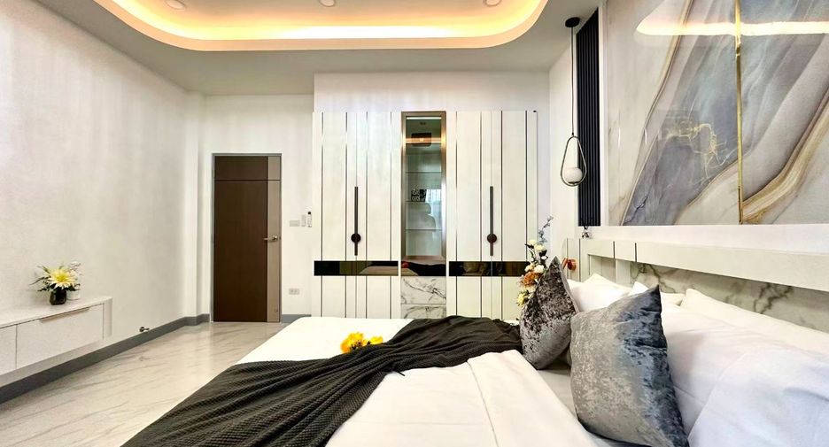 Haus zum Kauf mit 4 Zimmer in East Pattaya, Pattaya