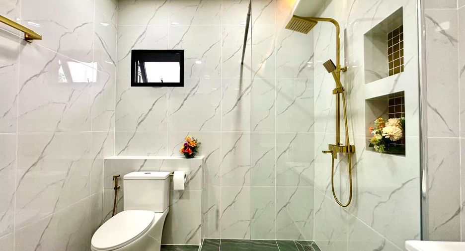 Haus zum Kauf mit 4 Zimmer in East Pattaya, Pattaya
