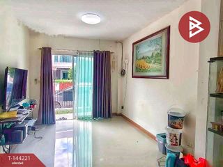 Casa adosada en venta de 2 habitaciones en Mueang Samut Sakhon, Samut Sakhon