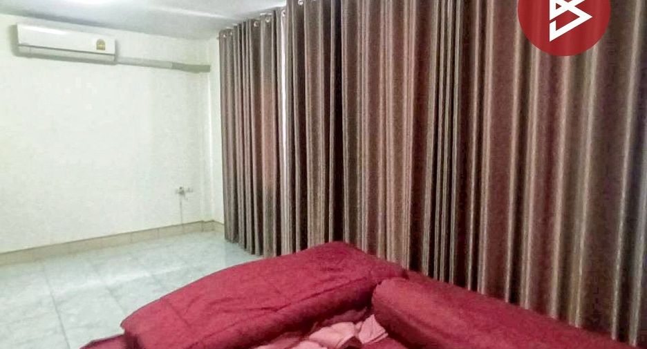 For sale 2 bedrooms townhouse in Mueang Samut Sakhon, Samut Sakhon