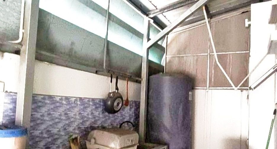 For sale 2 bedrooms townhouse in Mueang Samut Sakhon, Samut Sakhon