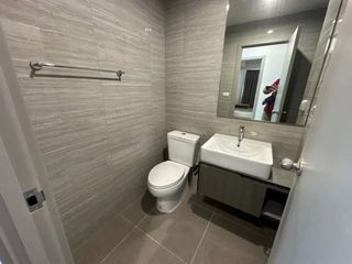 Condo en venta de 2 habitaciones en Bang Phlat, Bangkok