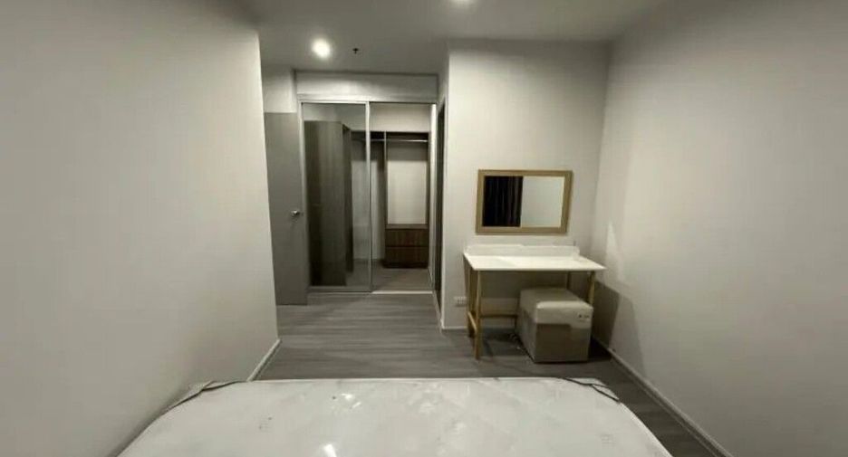Wohnung zum Kauf mit 2 Zimmer in Bang Phlat, Bangkok